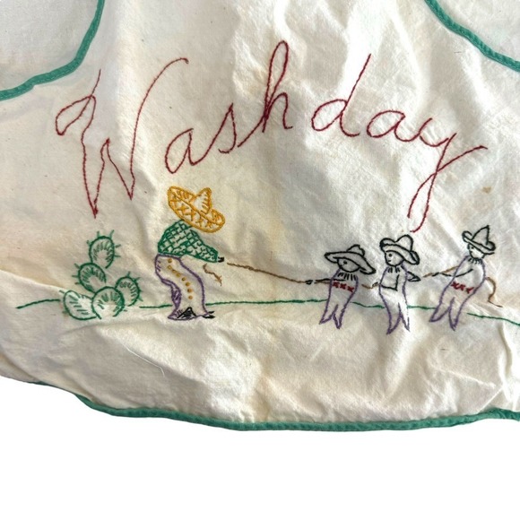 Vintage Hand-Crafted Needlepoint Embroidered "Washday" Apron Kitchen Utensils - Picture 4 of 4